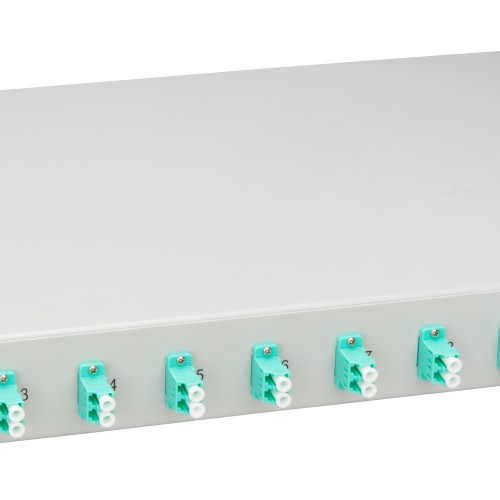 Splicebox, 24 fibre,LC,50/125µm OM3, culisant,19",1UV , ECO